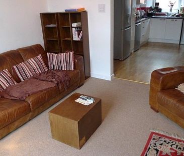 2 Rooms to let near Plymouth Barbican - Photo 3