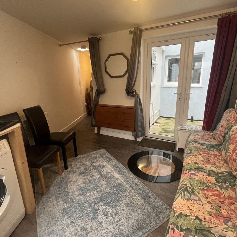 Crown Road - Photo 1