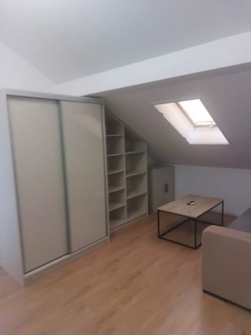 Apartament 3 camere, mansardă in ZONA CENTRALA - Photo 5