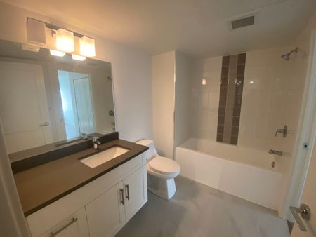 Stylish Condo in Aldergrove - Photo 5