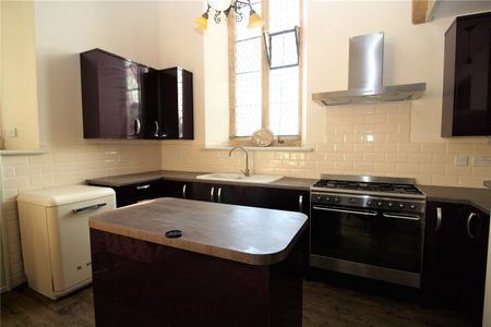 Church Mews, West Street, Ilminster, Somerset, TA19 - Photo 5