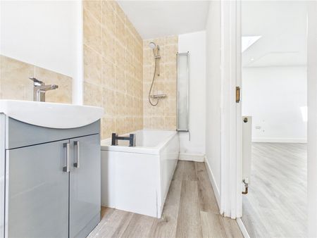 Barrack Lane, Ipswich, Suffolk, IP1 3NQ - Photo 5