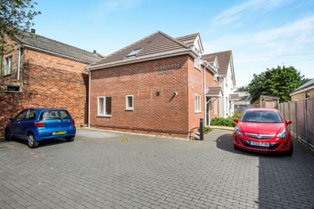 1 bedroom apartment to rent Charlotte House, 1079 Christchurch Road, Bournemouth, BH7 - Photo 2