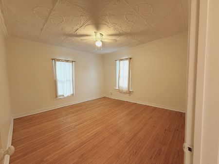 For Lease - 1 Clinton Street Unit# 2, Toronto, Ontario - Photo 4