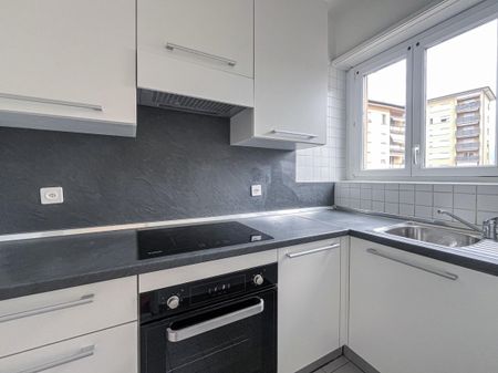 4.5-ROOM APARTMENT IN THE PALAPENZ AREA IN CHIASSO - Photo 2