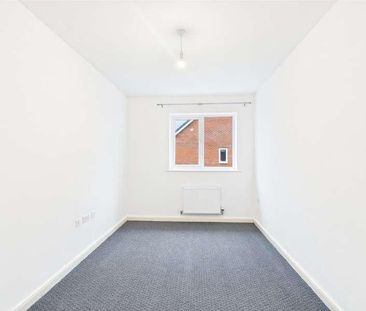 Kennedy Road, Salford, Greater Manchester, M5 - Photo 6