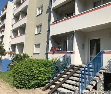 Sanierte 3-Raum-Wohnung mit Aufzug und Balkon! - Photo 1