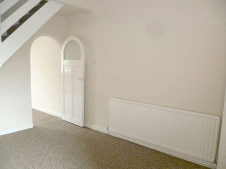 2 bedroom terraced house to rent - Photo 3