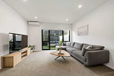 2 Bed Townhouse in Ellerslie! - Photo 4