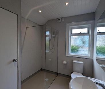 35 Crosby Street, Bangor, BT20 5EQ - Photo 3