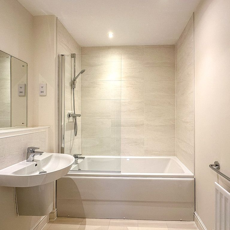 Mill Lane, Hauxton, Cambridge - Photo 1