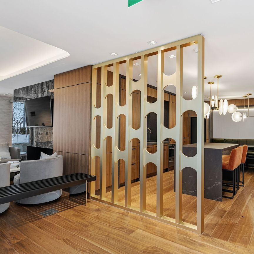 For Lease - 3240 William Coltson Avenue Unit# 1402, Oakville, Ontario - Photo 1