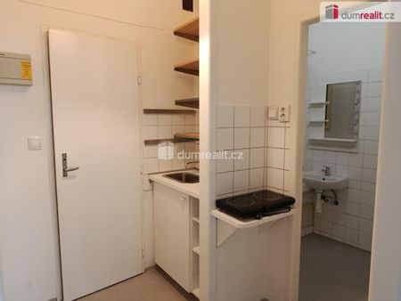 Pronájem bytu 1+kk 30 m2 - Фото 3