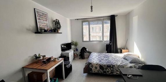 Location Appartement 1 pièce 23m² TOURS 37000 - Photo 2