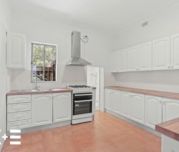 65 Charles Street, Marrickville NSW 2204 - House For Rent | Domain - Photo 4