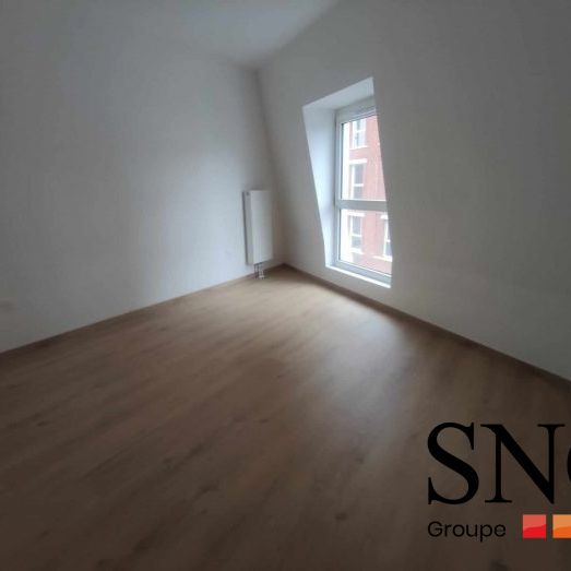 T3 AVEC BALCON ET PARKING - Photo 1