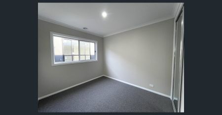 Modern Family Home! - Photo 3