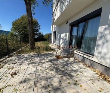 Apartament cu 2 camere si curte proprie - Fotografie 1