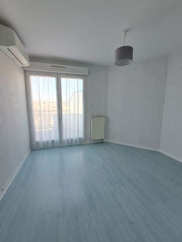 Location Appartement 3 pièces 72m² - Photo 5