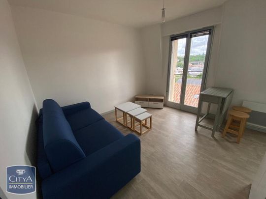Location Appartement 1 pièce 16m² POITIERS 86000 - Photo 1