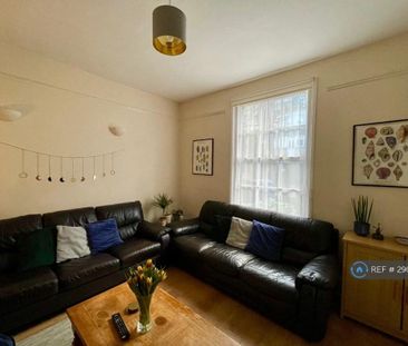 4 bedroom terraced house to rent - Photo 2