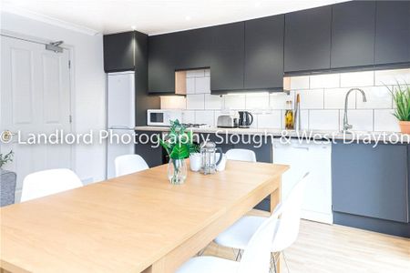 Broomfield, Guildford, Surrey, GU2 8LH - Photo 2