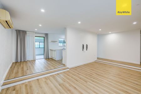 RENOVATED 3 BED HOME + TWO EXTRA BATHROOMS + DOUBLE BAY SHED! - Photo 2