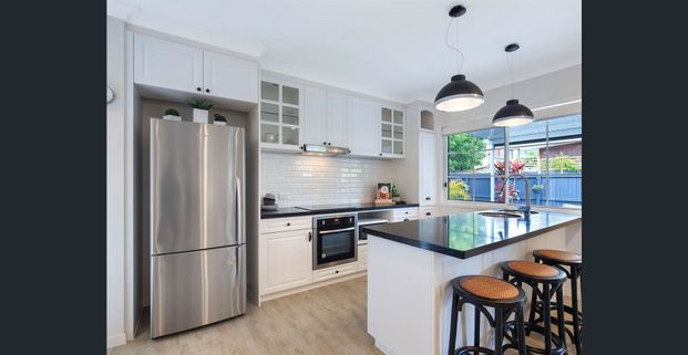 Hamptons-Inspired Elegance in a Peaceful Carina Pocket - Photo 1