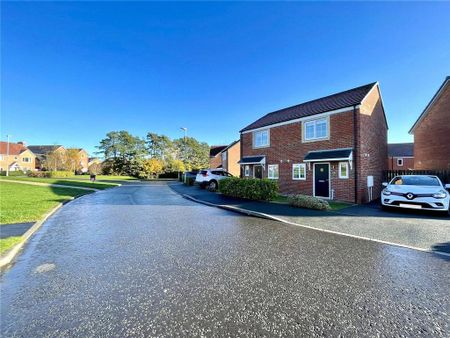 2 bedroom semi-detached house to rent - Photo 3