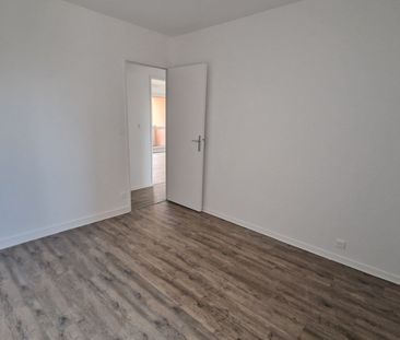 Location Appartement MONT ST AIGNAN - Photo 5