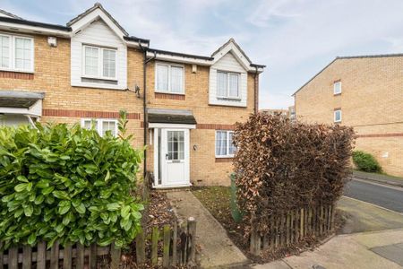 3 bedroom terraced house to rent - Photo 3