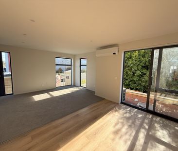 4/33 Russell Street, Linwood - Photo 2