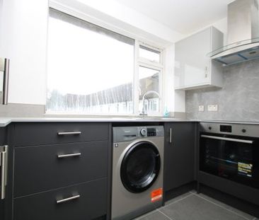 Selhurst New Road, London SE25, Property for rent - Photo 1