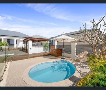 UNFURNISHED: Stunningly Renovated & Available NOW! - Photo 3