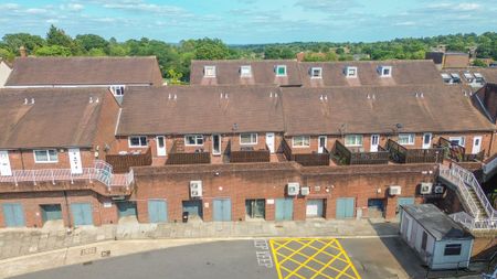 St. Wilfrids Way, Haywards Heath, RH16 - Photo 3