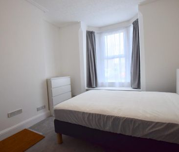 Room 1 - 5 Coundon Street, Coventry West Midlands CV1 - DOUBLE ROOM... - Photo 6