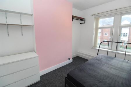 4 bedroom house to rent - Photo 3