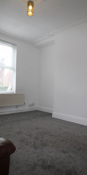 2 Bedroom Terraced House - Photo 1