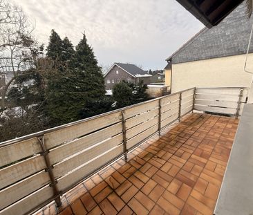 Schöne 2-Zimmer Wohnung im 1.OG mit Blick ins Grüne - Photo 2