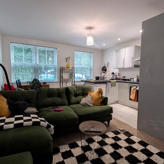 2 bedroom flat to rent - Photo 1