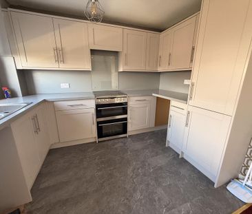 2 bedroom house to rent - Photo 2