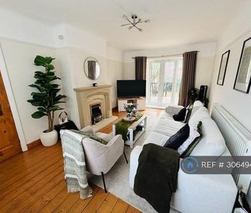 3 bedroom semi-detached house to rent - Photo 1