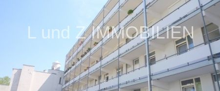 *** helle 3-4 Zimmer Wohnung mit großem Balkon ** - Photo 1