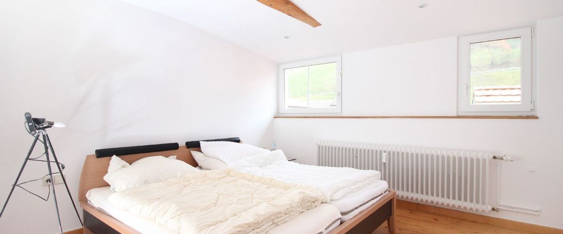 Geschmackvolle 6,5-Zimmer-Wohnung im Kleinen Wiesental zu vermieten - Foto 1