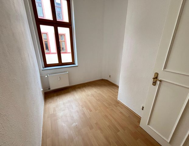 Charmante 2-Raumwohnung mit Einbauküche - Foto 1