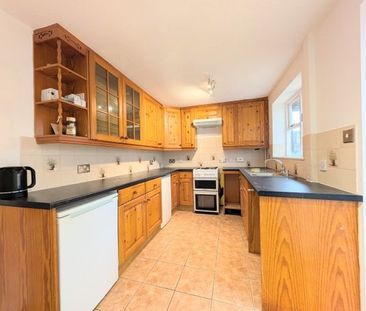 Chichester 3 bedroom house to rent - Photo 3