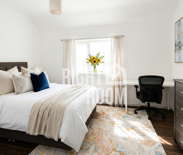 1 bedroom in a house share to rent - Photo 2