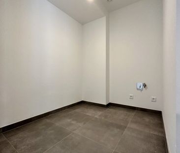 2-Zimmer-Luxuswohnung im Grünen - Dachterrasse - Balkon mit Fernbli... - Photo 1