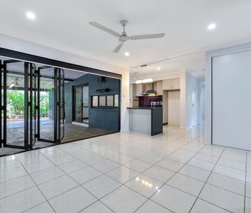 Perfect Family Home With Solar & Pool In A Cul De Sac - Photo 4