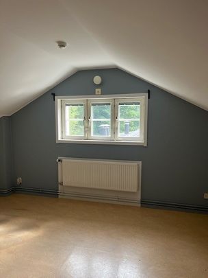 Gävlevägen, Tierp - Photo 1